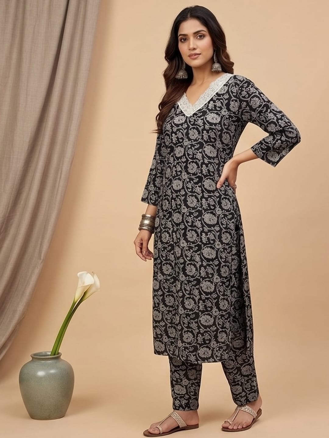 The Kurti Collection Women Ethnic Black Kurta Set With Dupatta