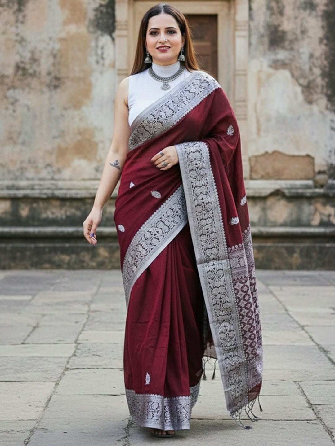 Ethnic Motifs Silk Cotton Handloom Banarasi Saree