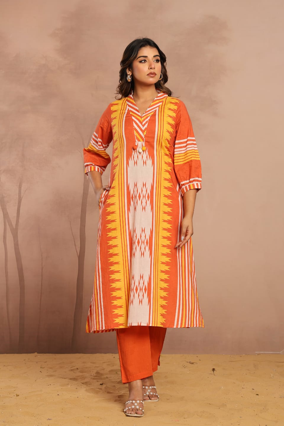 Geometric Border Kurta with Trousers