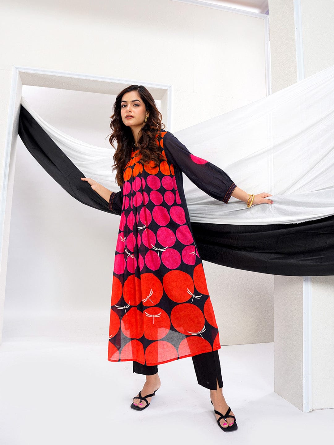 Abstract Print Black Kurti with Contrast Geometric Pattern
