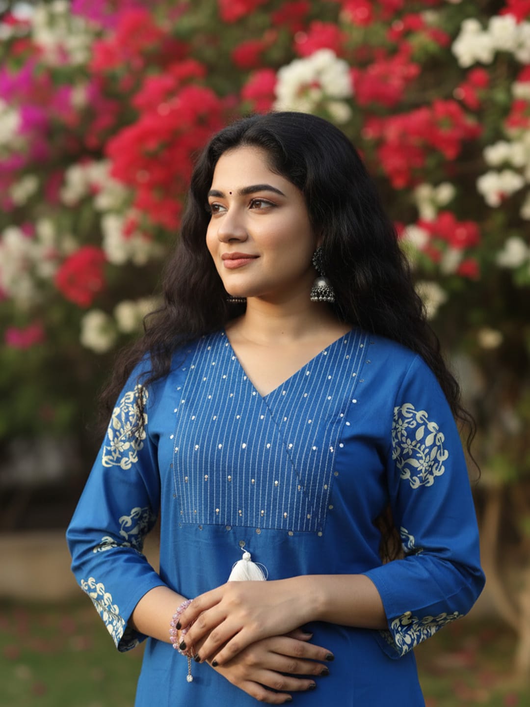 Ethnic Blue and White Printed Straight Kurta