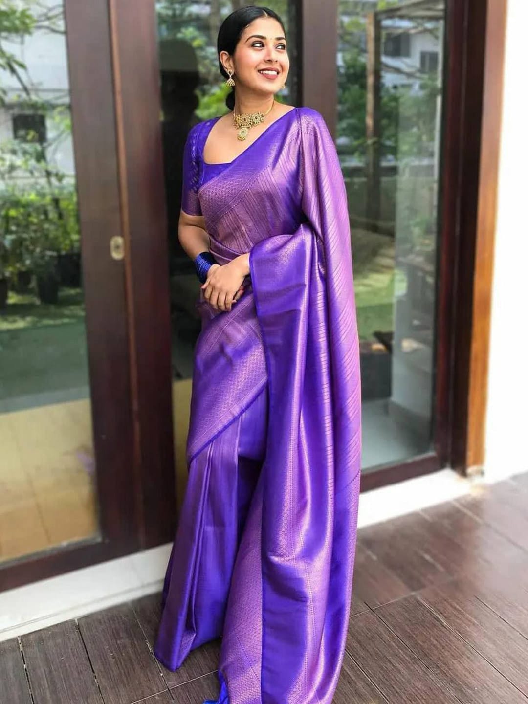Ethnic Motifs Silk Cotton Handloom Banarasi Saree