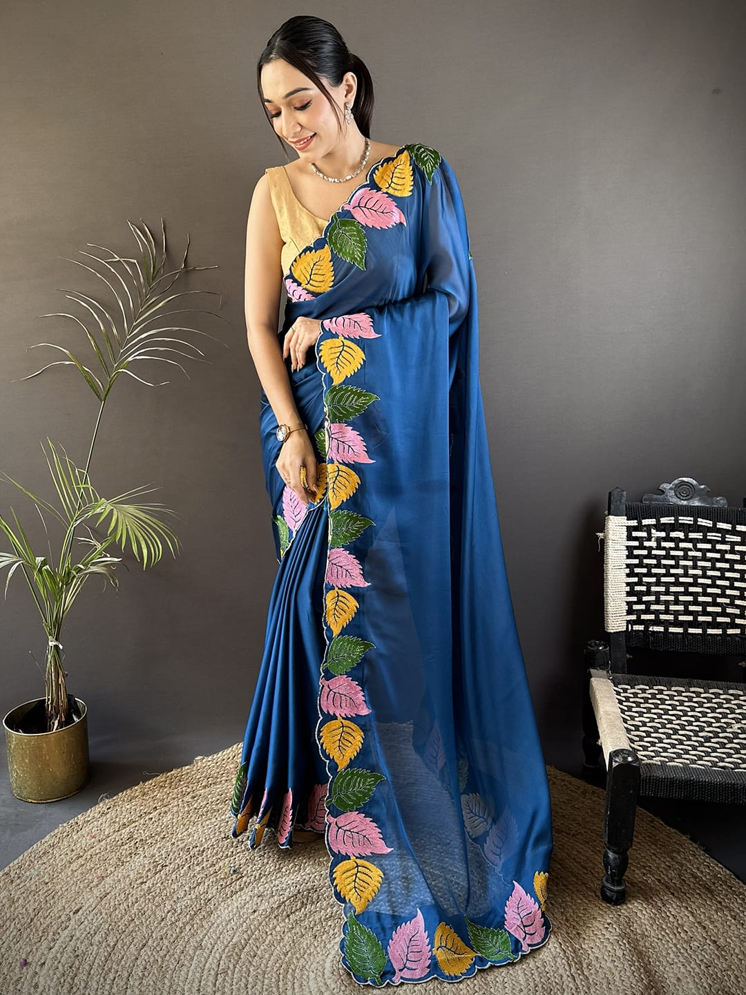 Luxurious silk Saree with rich woven pallu design