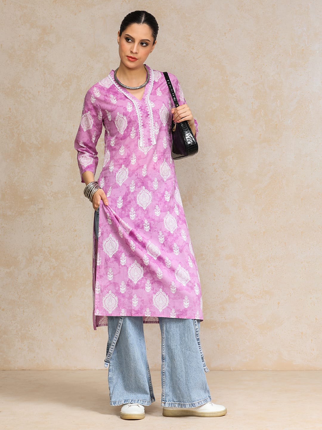 The Kurti Collection Women Lavender 3/4Th Sleeve, V Neck Collared Kurta.