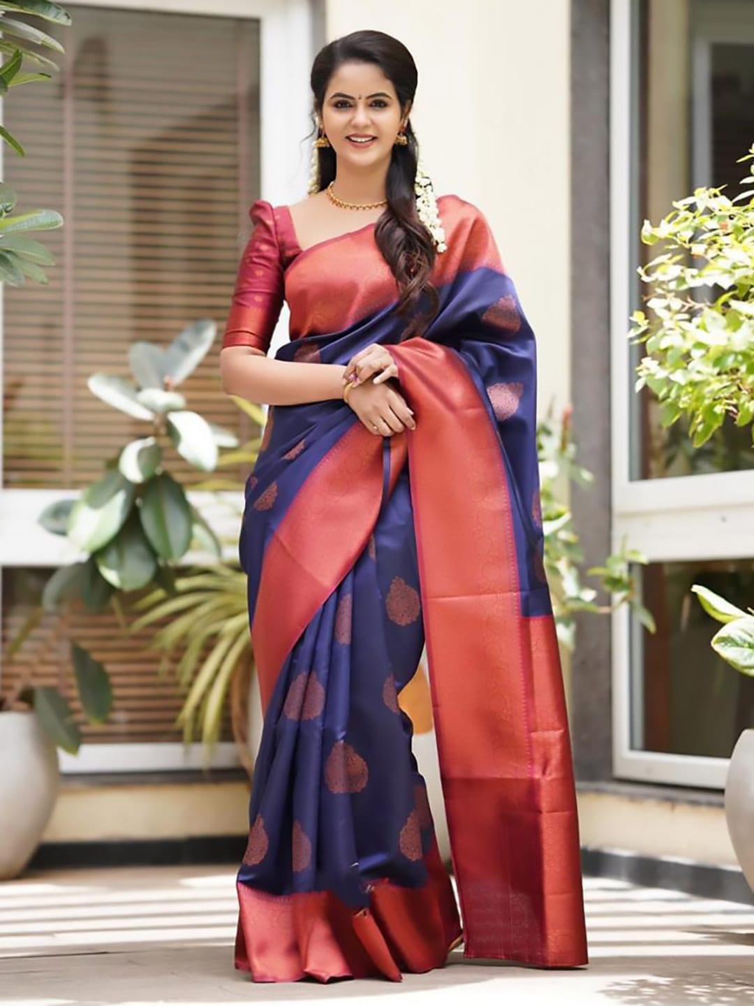 Ethnic Motifs Silk Cotton Handloom Banarasi Saree