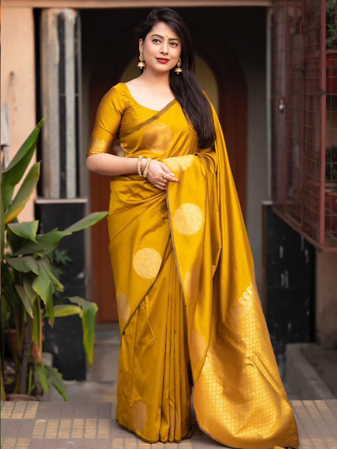 Ethnic Motifs Silk Cotton Handloom Banarasi Saree
