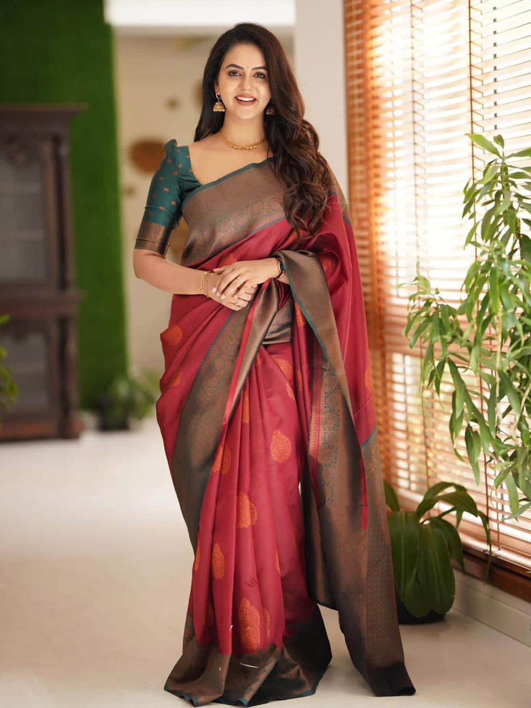 Ethnic Motifs Silk Cotton Handloom Banarasi Saree