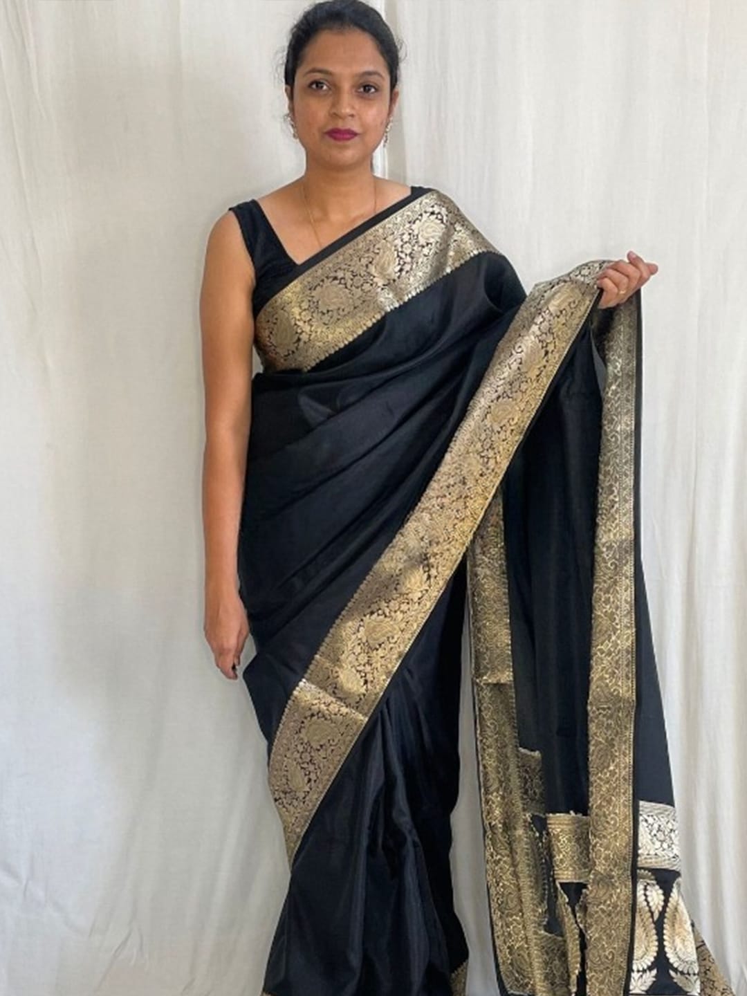 Ethnic Motifs Silk Cotton Handloom Banarasi Saree