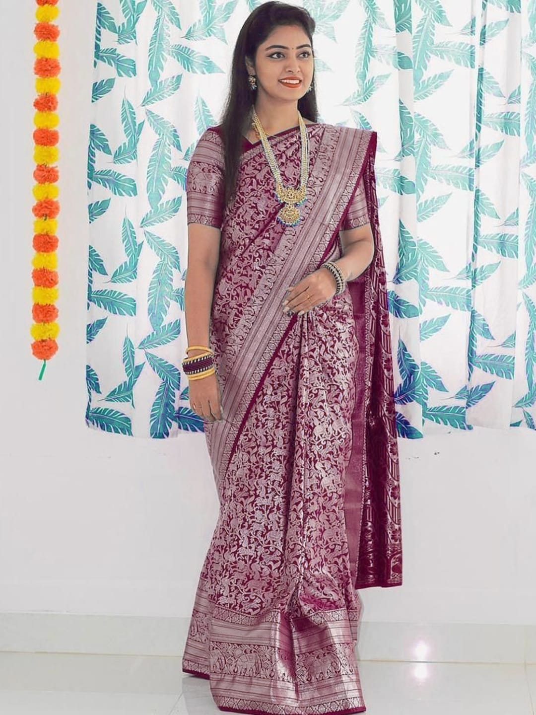 Ethnic Motifs Silk Cotton Handloom Banarasi Saree