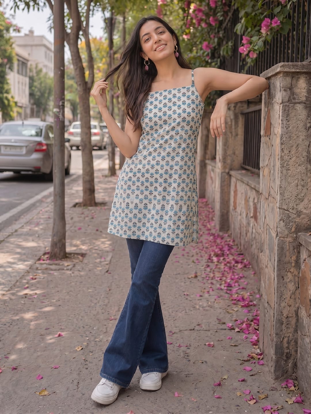 Women's Cotton Block Print Sleeveless Short Top With Lace-Up Back
