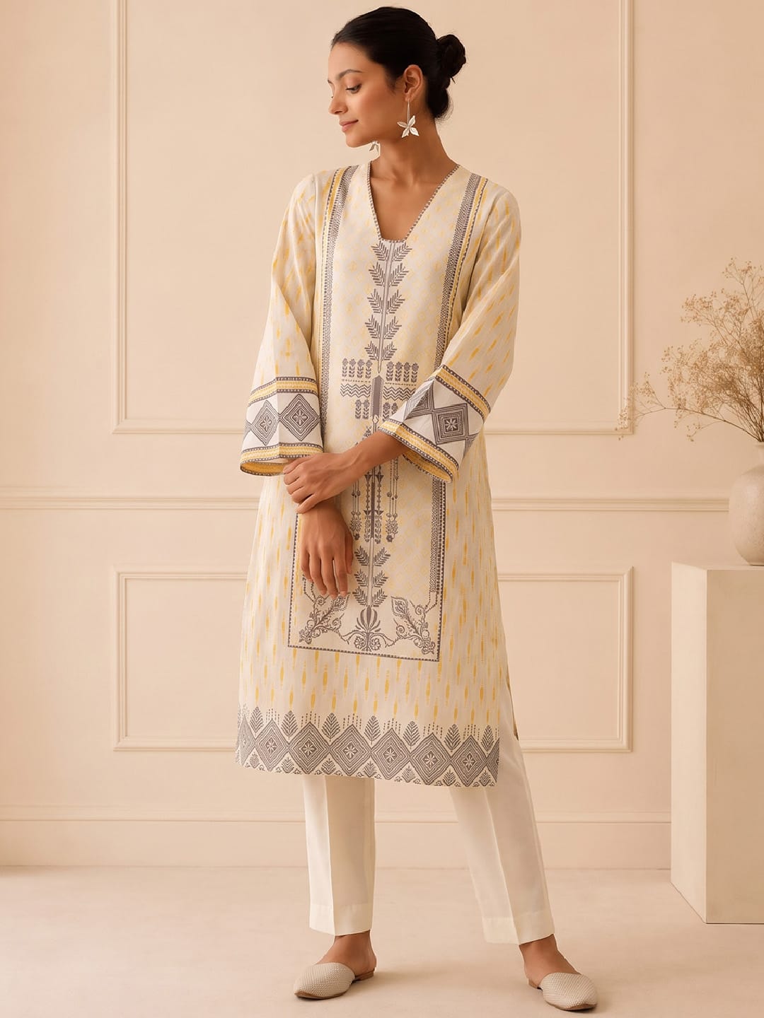 Golden Bloom Silk Women's Kurta Set