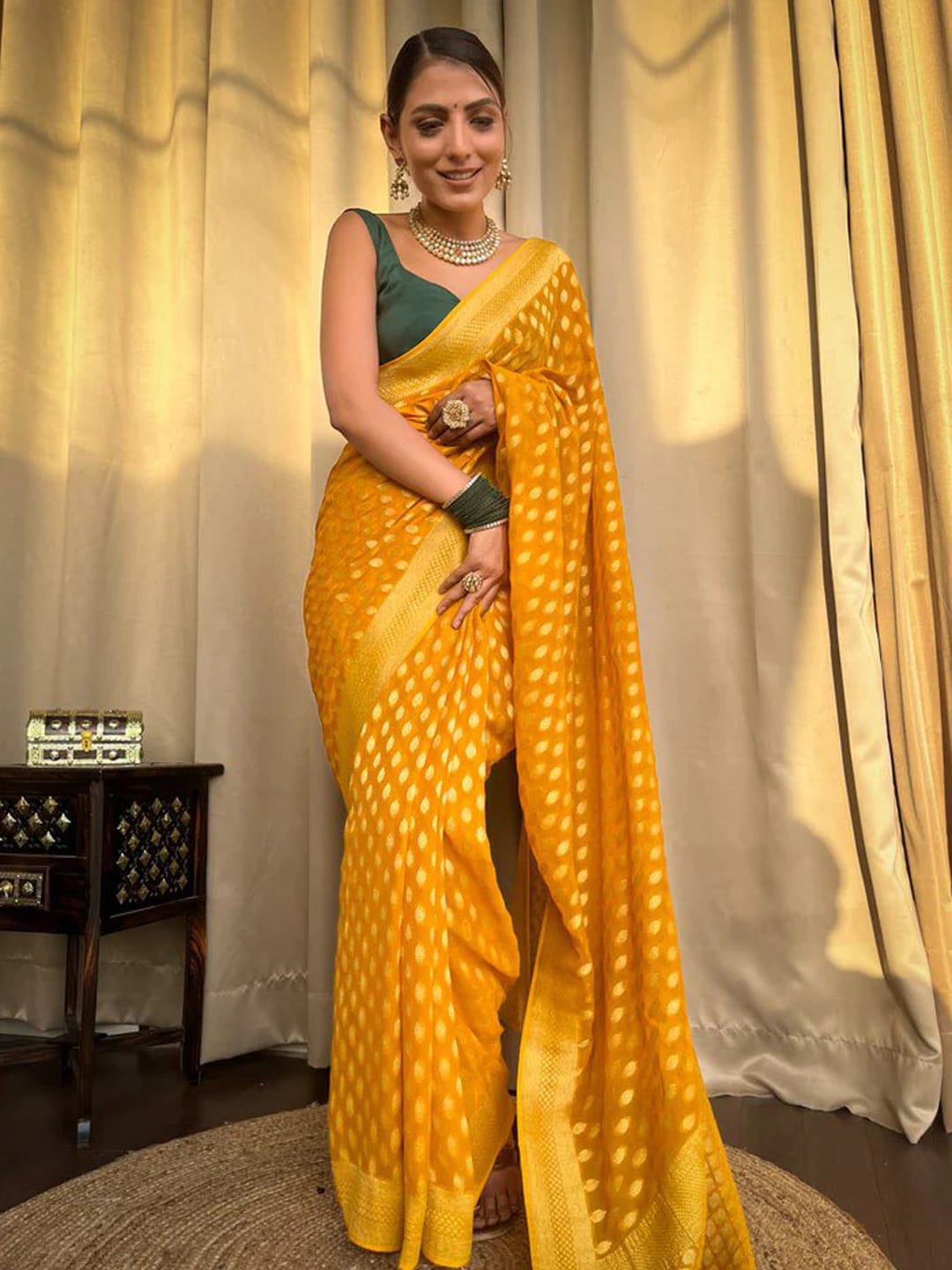 Ethnic Motifs Silk Cotton Handloom Banarasi Saree
