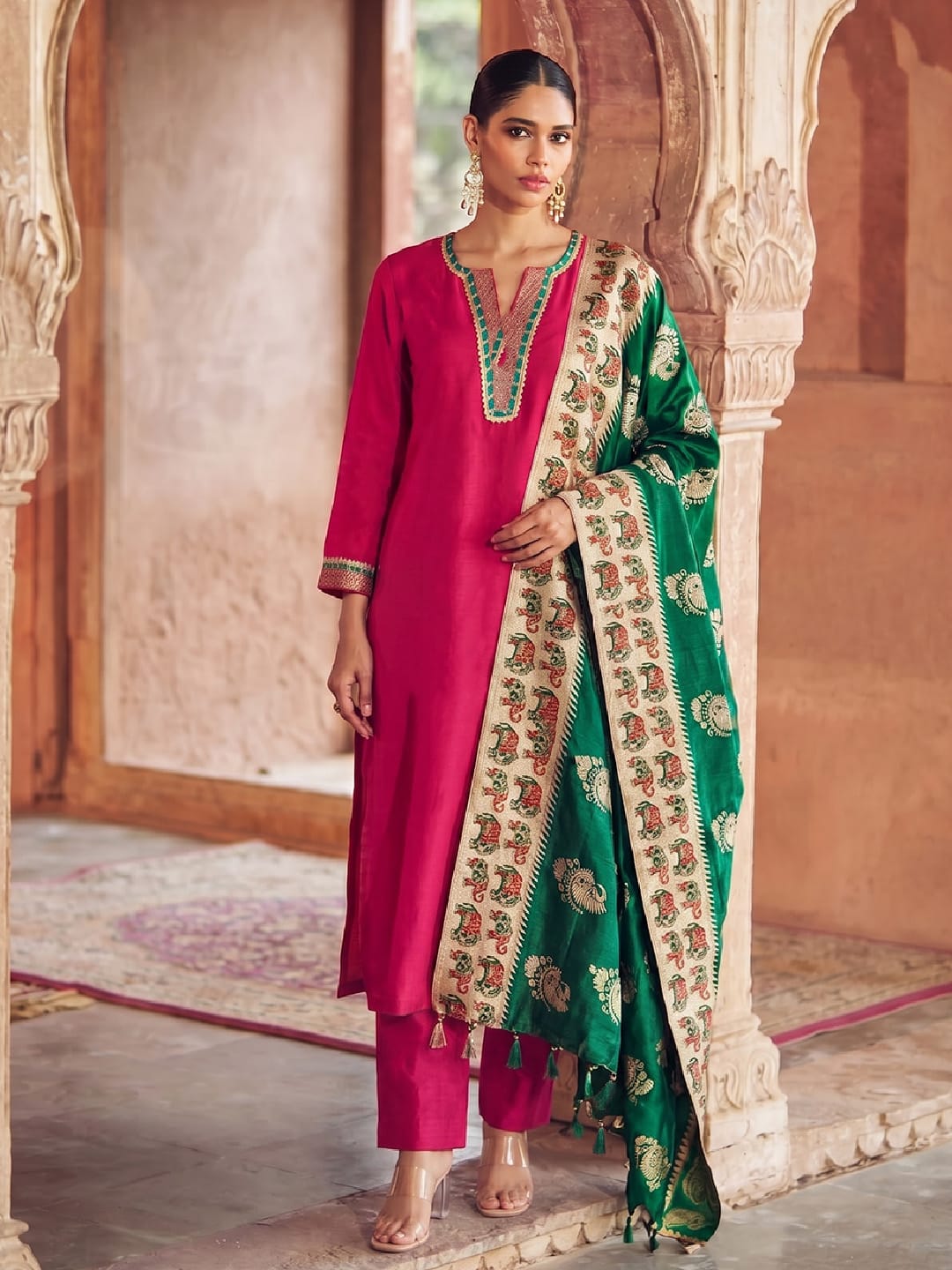 Women's Fuchsia Charm Straight Kurta Set