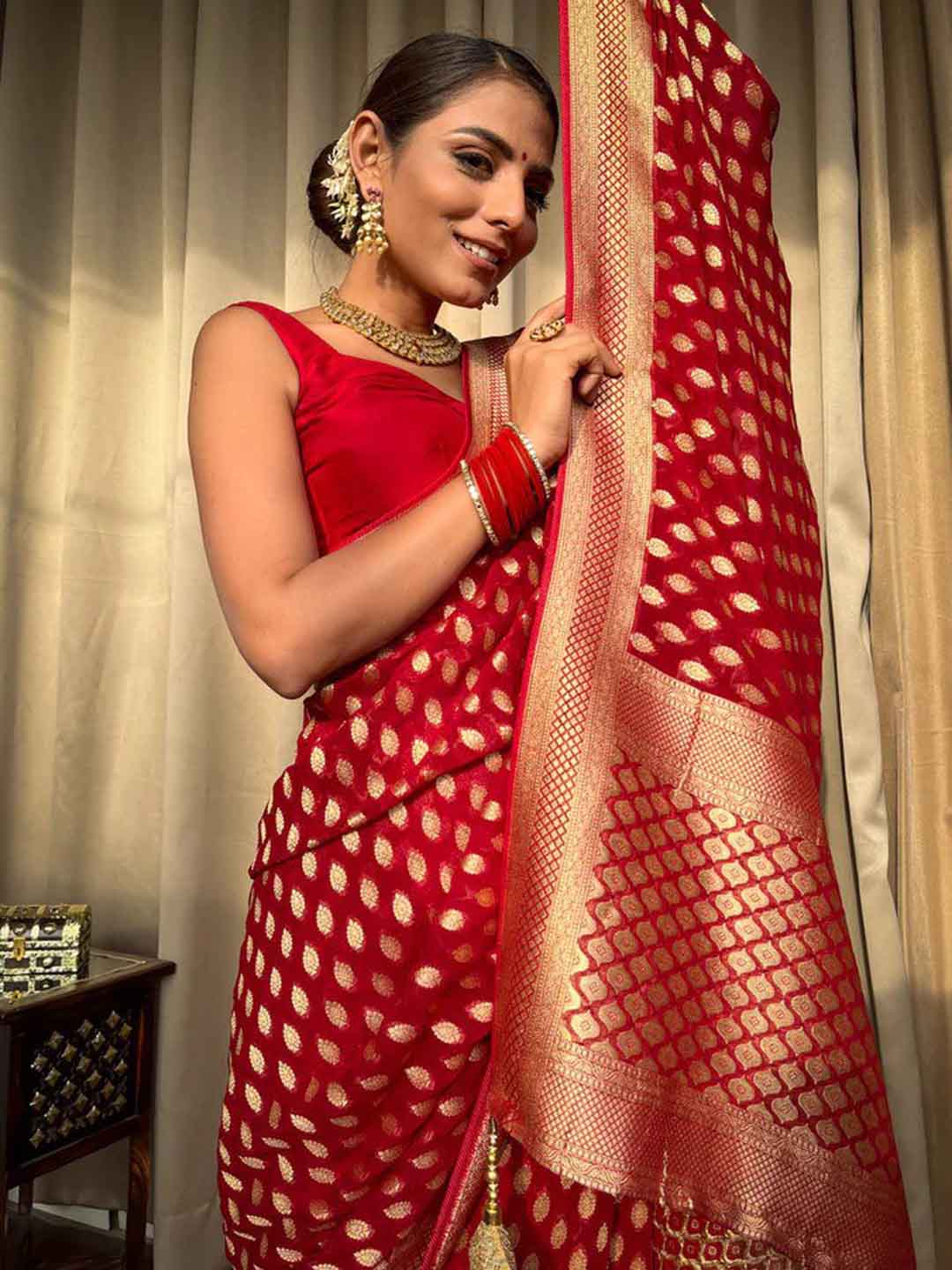 Ethnic Motifs Silk Cotton Handloom Banarasi Saree