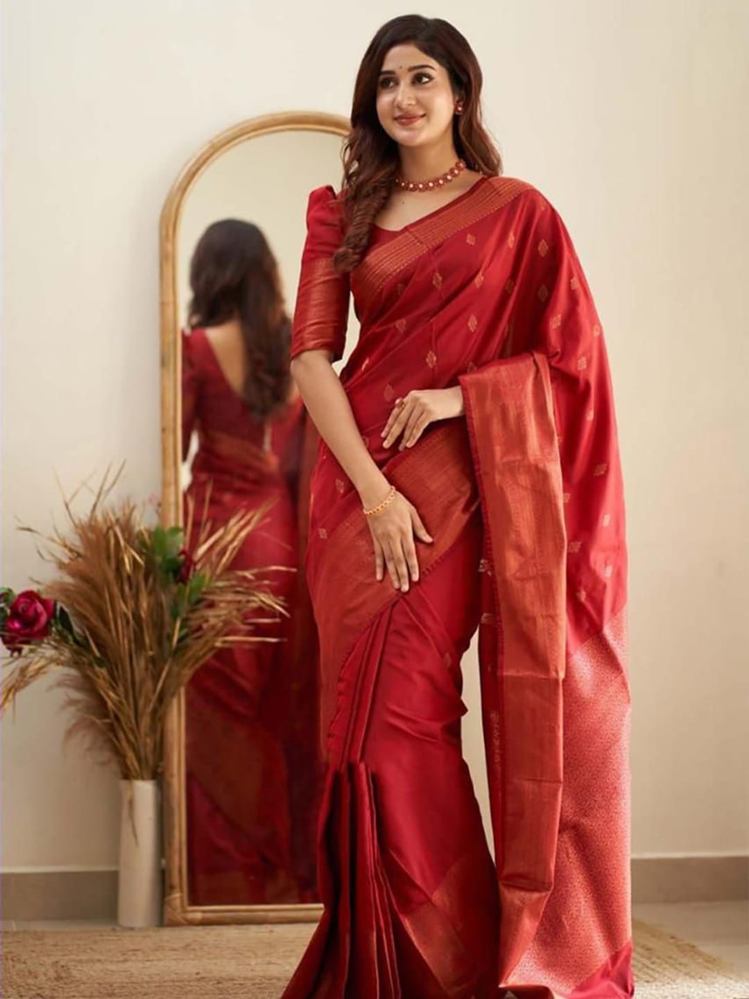Ethnic Motifs Silk Cotton Handloom Banarasi Saree