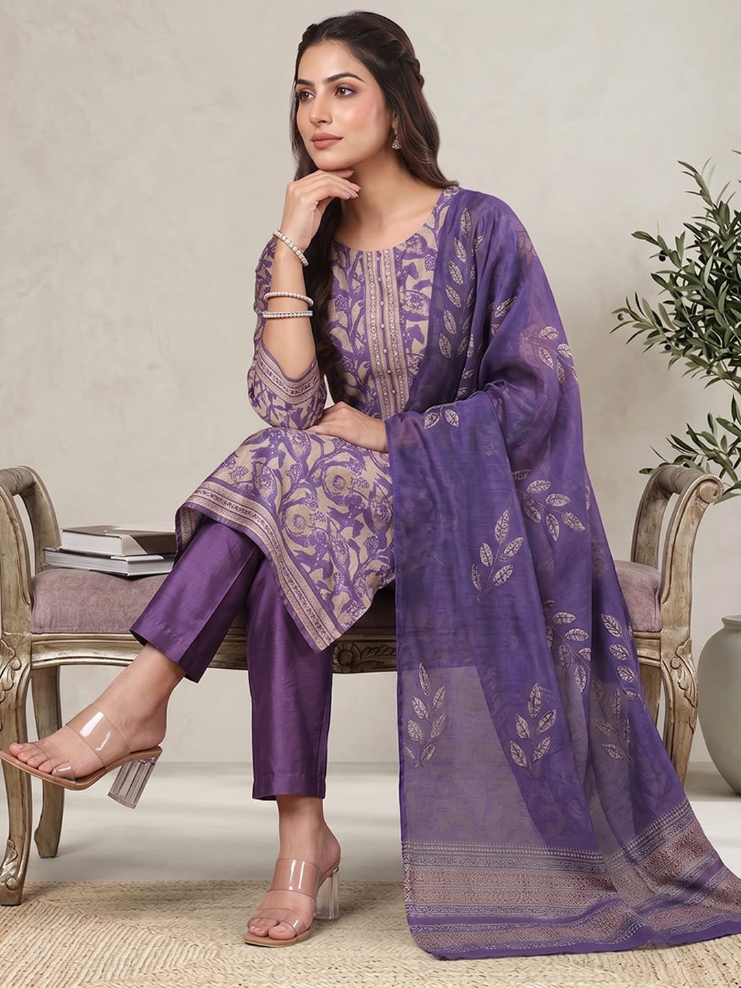 The Kurti Collection Women Purple Floral Printed Straight Kurta with Trouser and Printed Dupatta