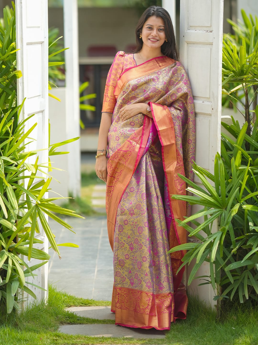 Classic Indian Silk Saree with Rich woven Pallu Design