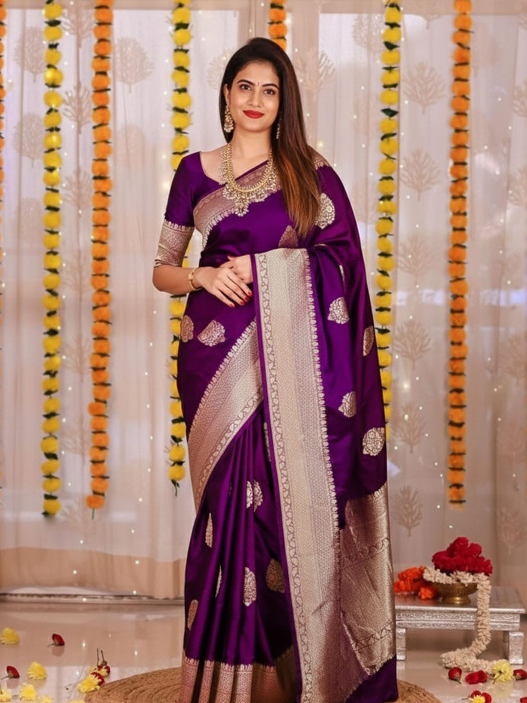 Ethnic Motifs Silk Cotton Handloom Banarasi Saree