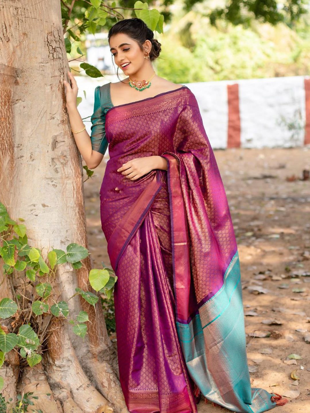 Ethnic Motifs Silk Cotton Handloom Banarasi Saree