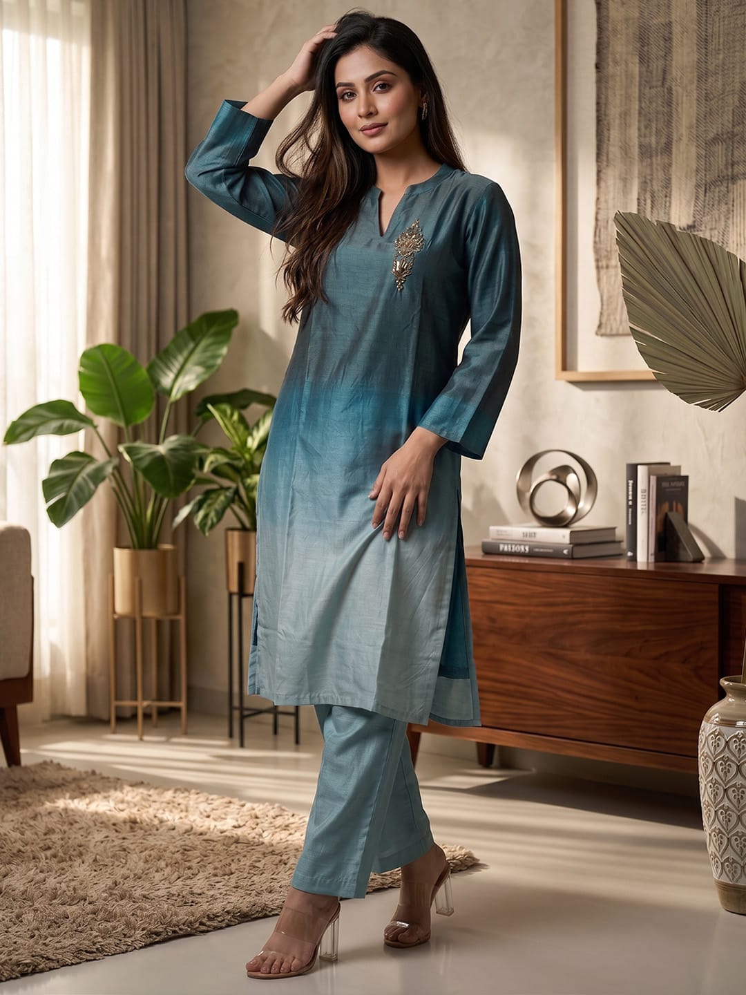 The Kurti Collection Women Mandarin Collar Placement Embroidered Kurta Paired With Tonal Bottom