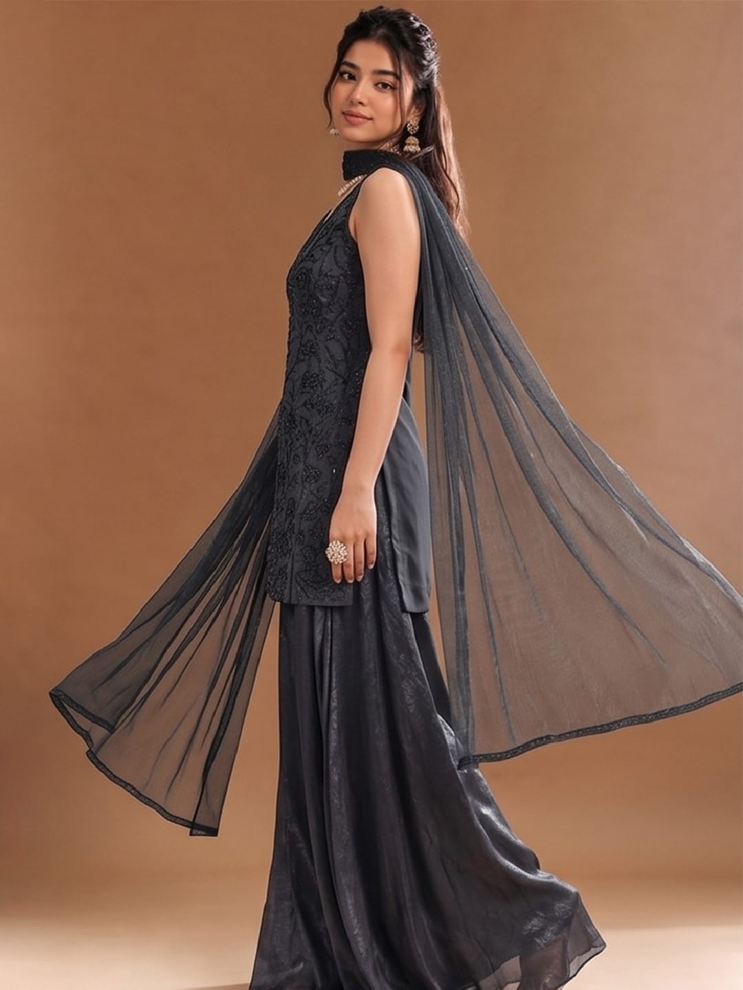 Women's Embroidered Shimmer Short Kurta With Palazzo And Dupatta