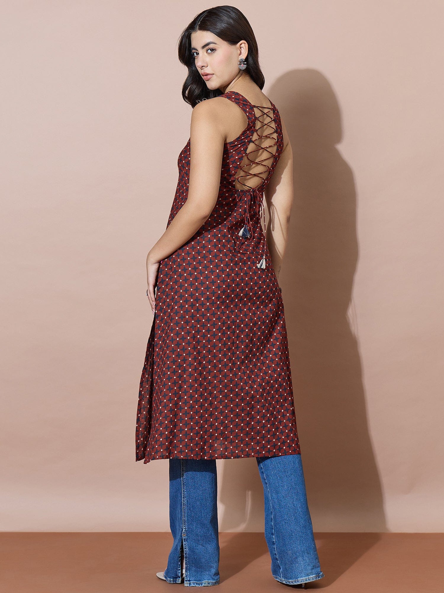 Printed Sleeveless Kurta With Crisscross Back Modern Fit