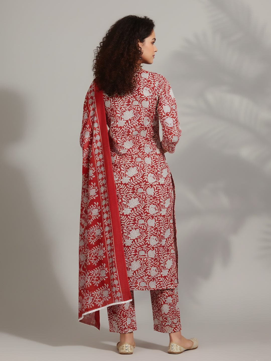 The Kurti Collection Women Ethnic Floral Printed Kurta With Trouser & Dupatta