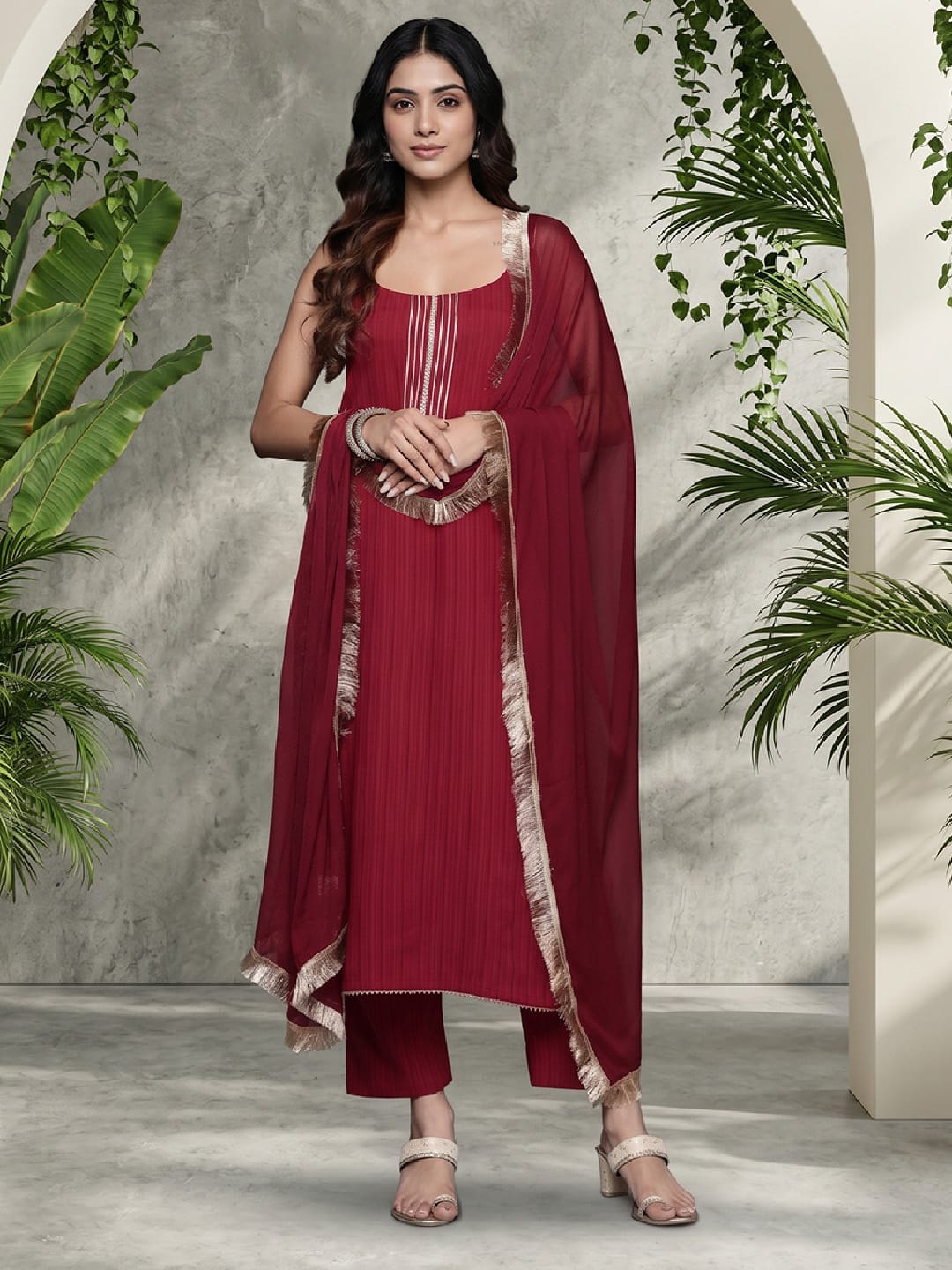 The Kurti Collection Women Maroon Round Neck, Spaghetti Strap Style Straight Kurta Paired With Tonal Bottom And Dupatta