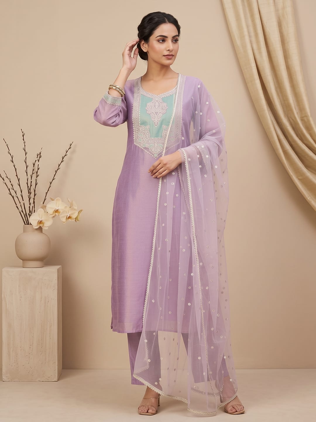 The Kurti Collection Women Shimmer Kurta Set With A Sequin-Detailed Net Dupatta