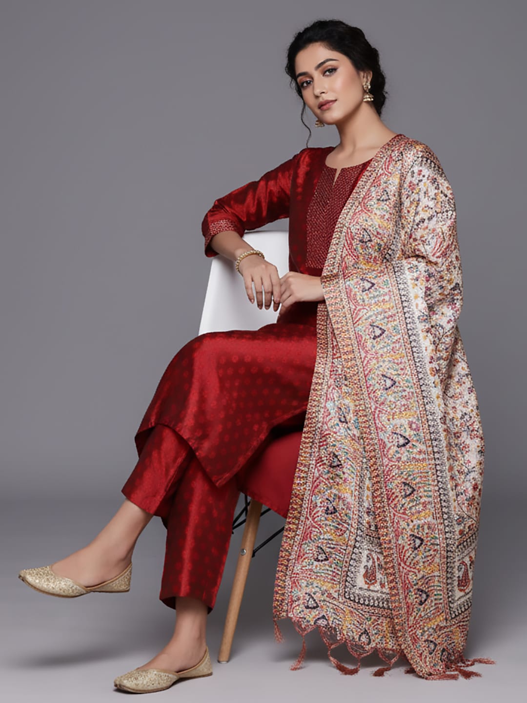 The Kurti Collection Women Maroon Woven Zari Embroidered Straight Kurta With Bottom And Dupatta