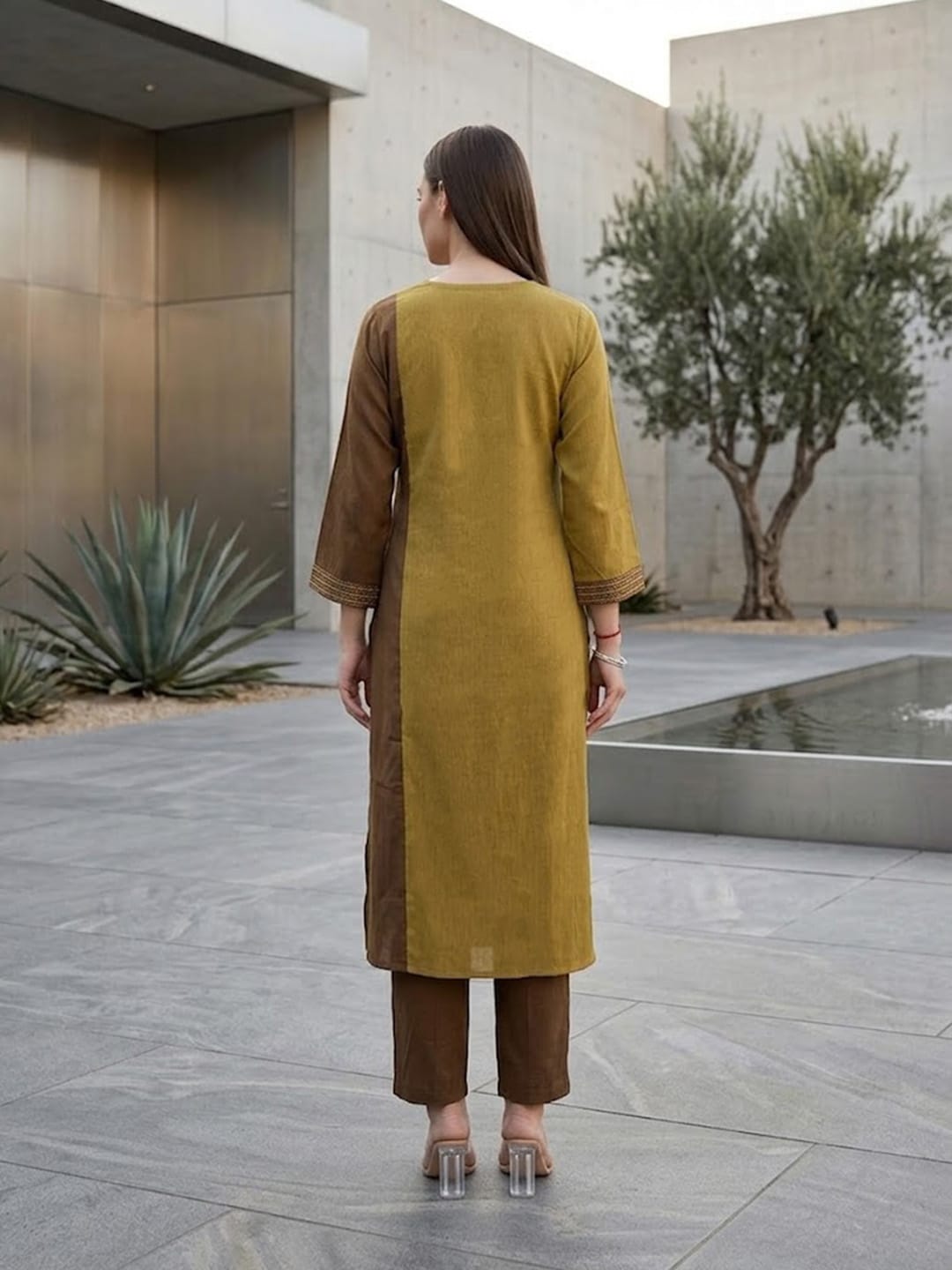 The Terra-Contrast Kurta Set