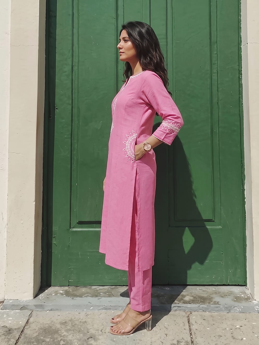Elegant Pink Embroidered Kurta Set Crafted For Timeless Everyday Charm.