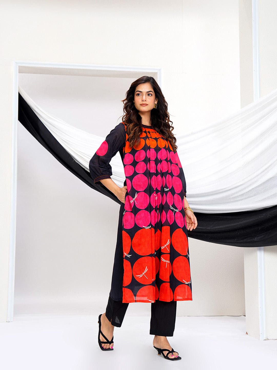 Abstract Print Black Kurti with Contrast Geometric Pattern