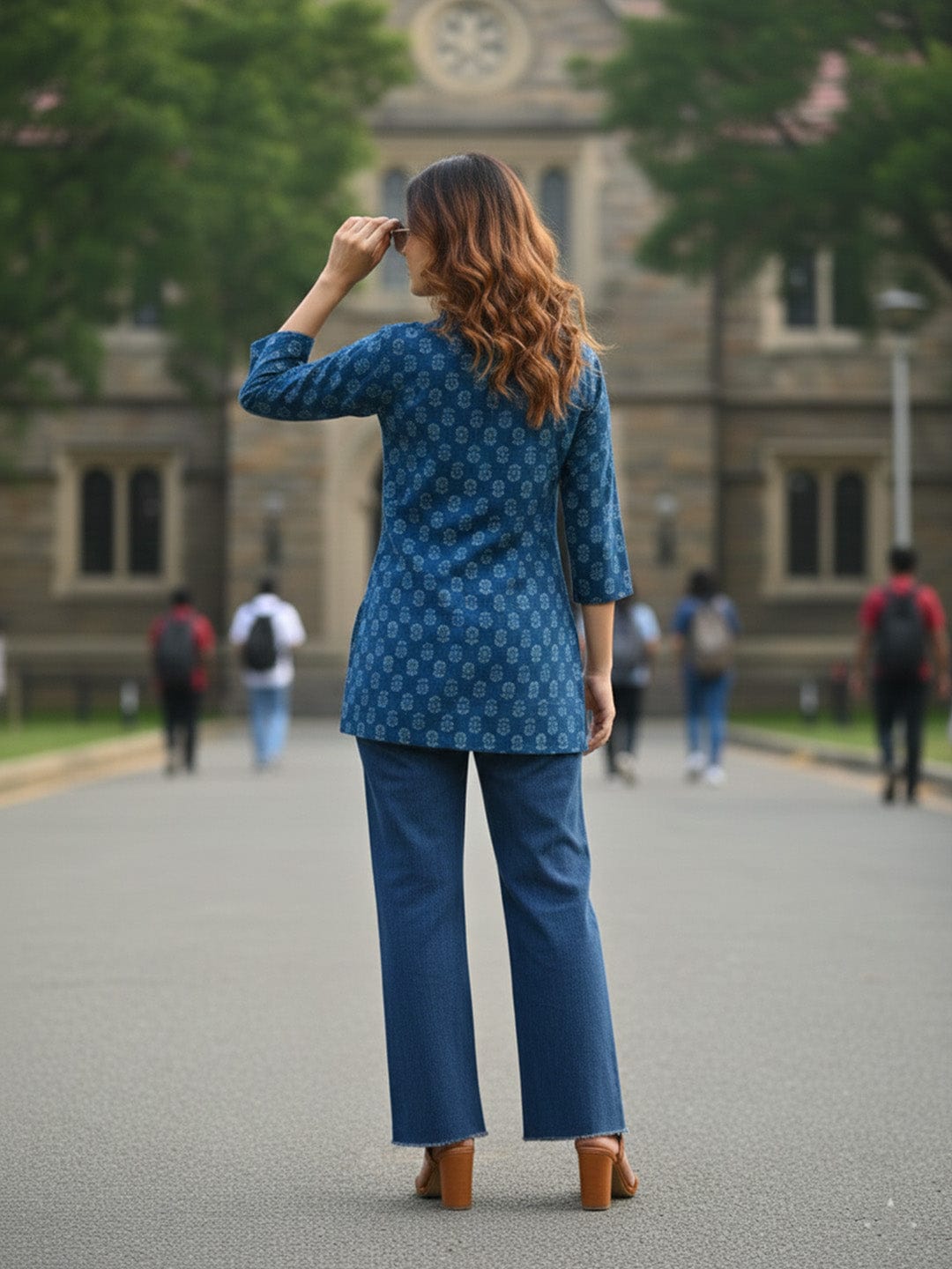 The Kurti Collection Women Blue Printed Tunic with 3/4 Sleeves