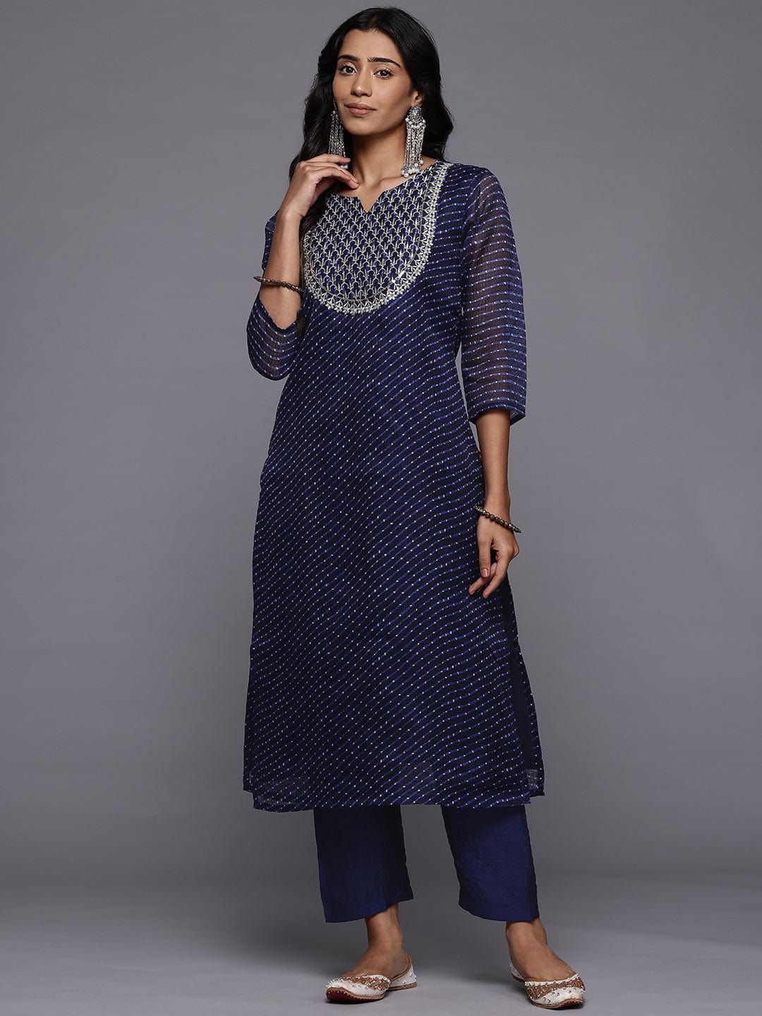 The Kurti Collection Women Navy Blue Leheriya Printed Yoke Embroidered Straight Kurta With Trousers