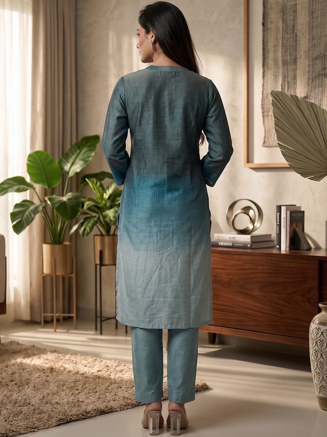 The Kurti Collection Women Mandarin Collar Placement Embroidered Kurta Paired With Tonal Bottom