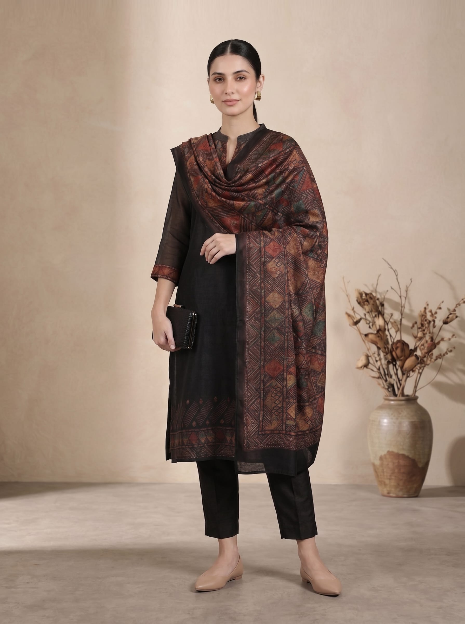 Varanga Women Black Printed Straight Kurta Paired With Solid Bottom And Printed Dupatta