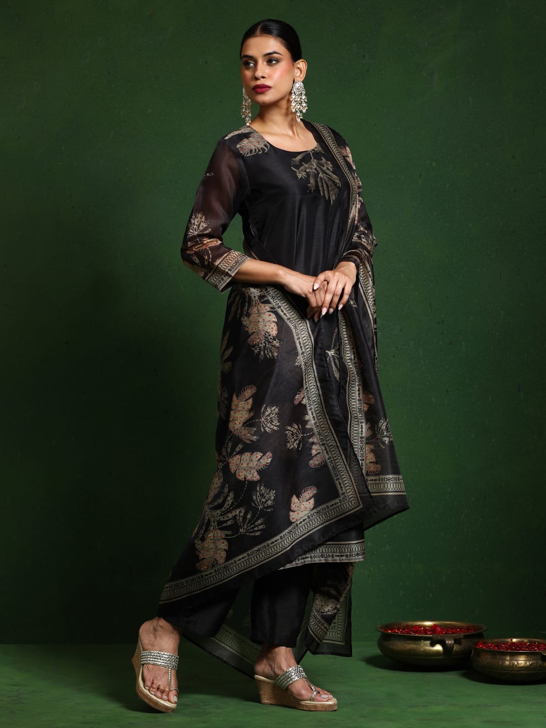 Varanga Women Round Neck Floral Printed Embroidered Kurta Paired With Solid Bottom And French Knot Embroidered Dupatta