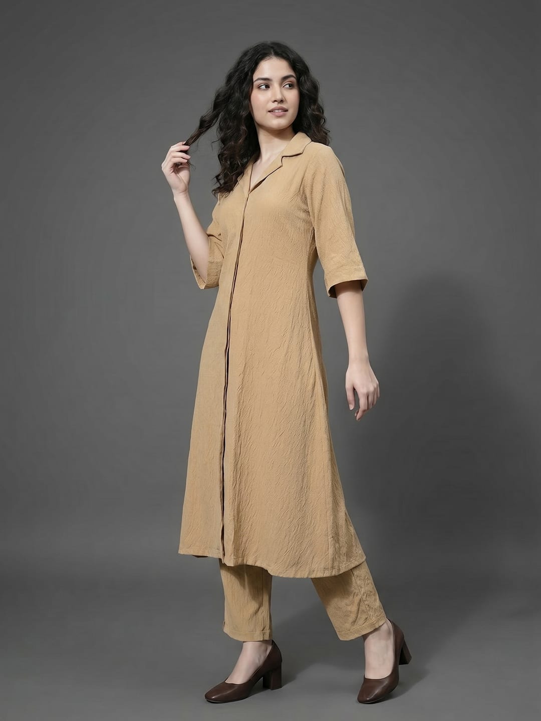 The Kurti Collection Women Mauve Shirt Collar Neck A-Line Kurta Paired With Tonal Bottom