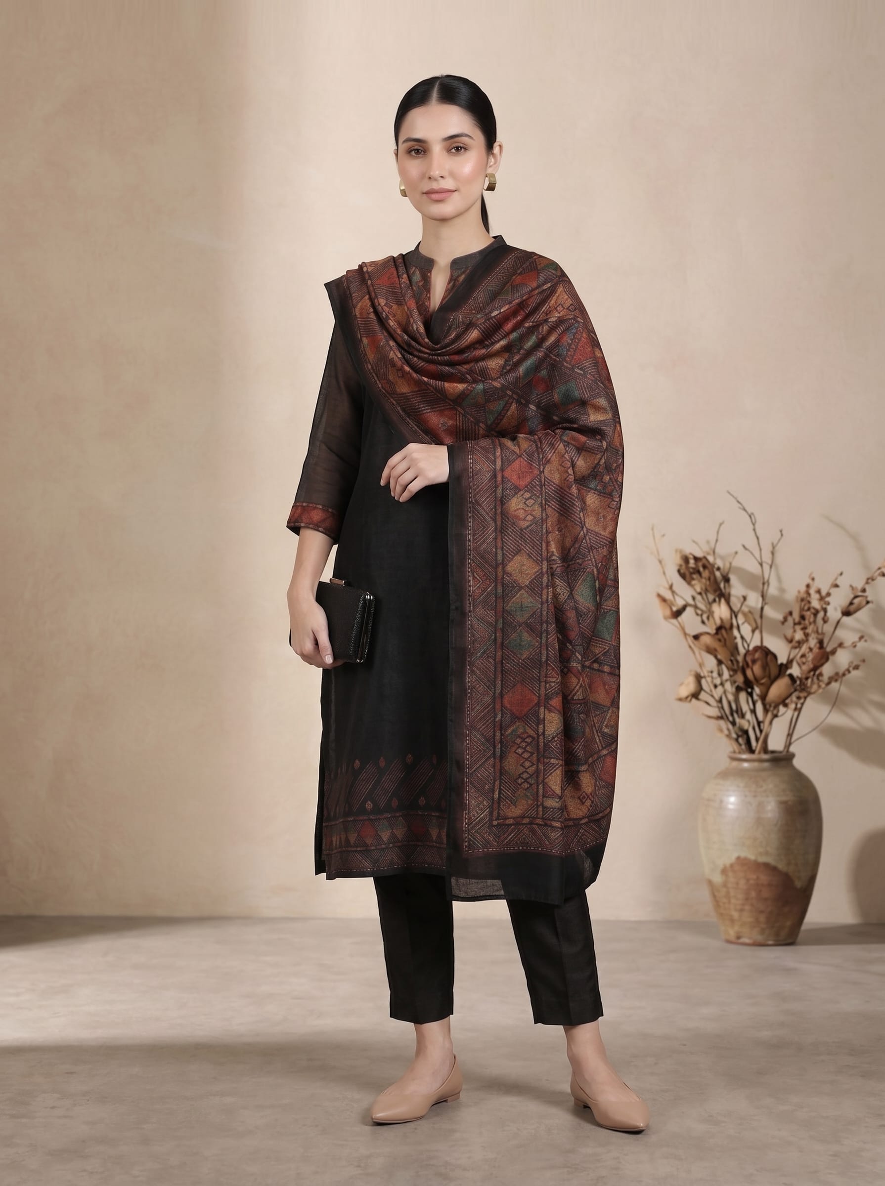 Varanga Women Black Printed Straight Kurta Paired With Solid Bottom And Printed Dupatta