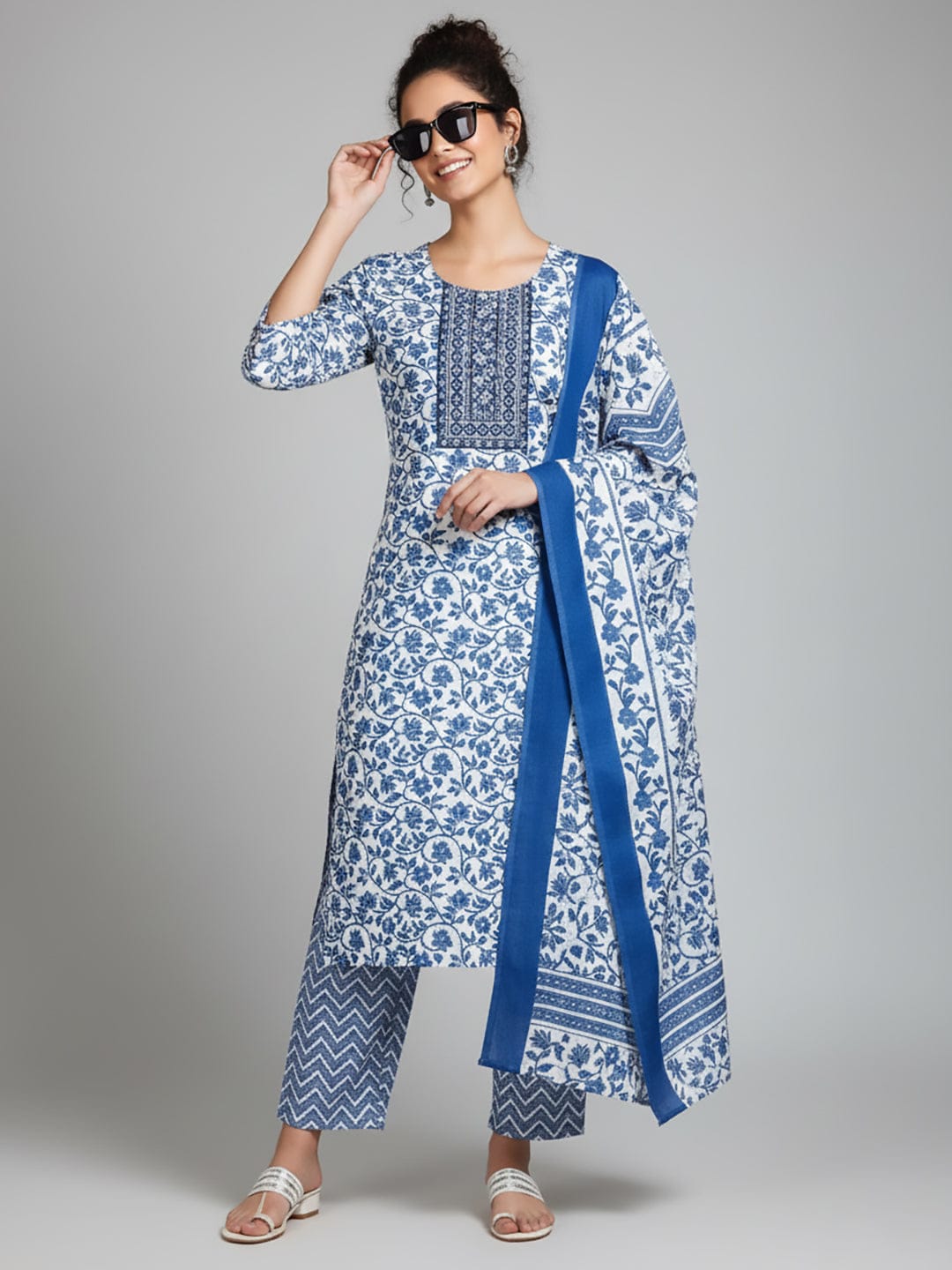 The Kurti Collection Women Ethnic Floral Printed V Neck Kurta Stripper Trouser & Dupatta