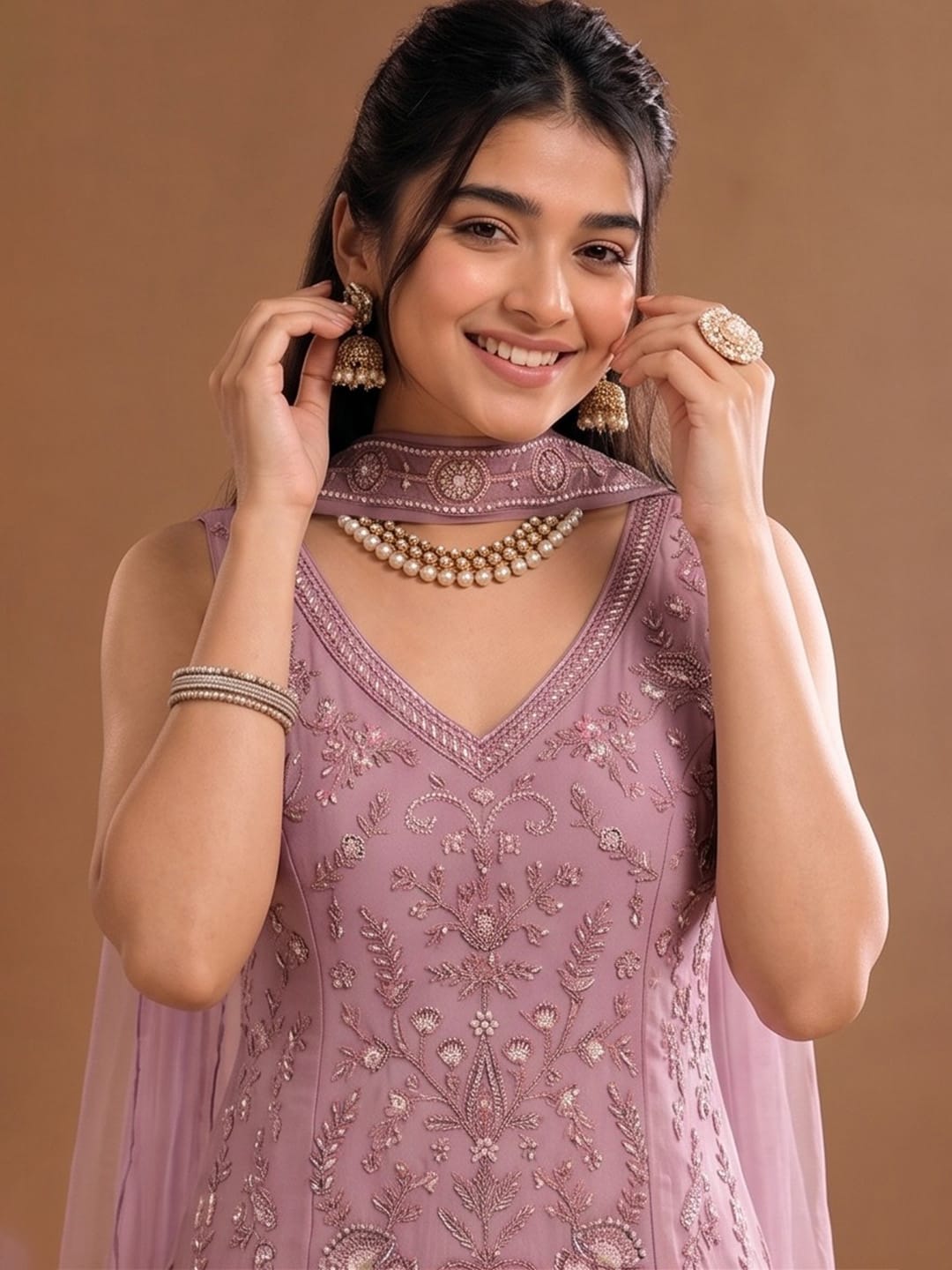 Women's Embroidered Shimmer Short Kurta With Palazzo And Dupatta
