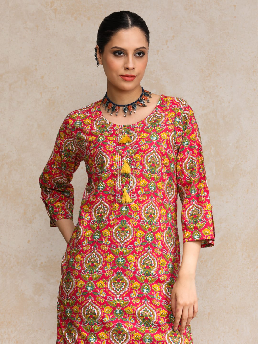 The Kurti Collection Women Pink And Yellow Floral Printed Straight Kurta
