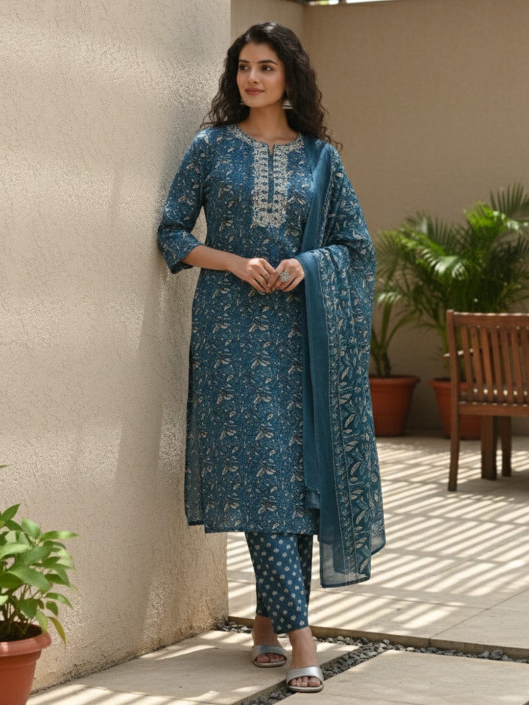 The Kurti Collection Ethnic Suit Set