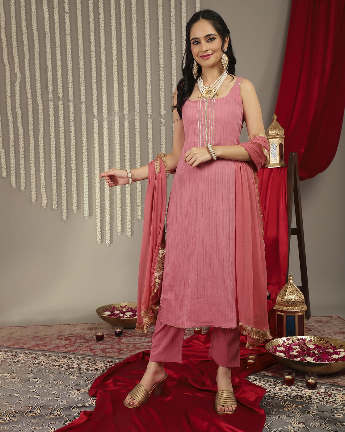 The Kurti Collection women Mauve Straight Kurta With Tonal Bottom & Dupatta