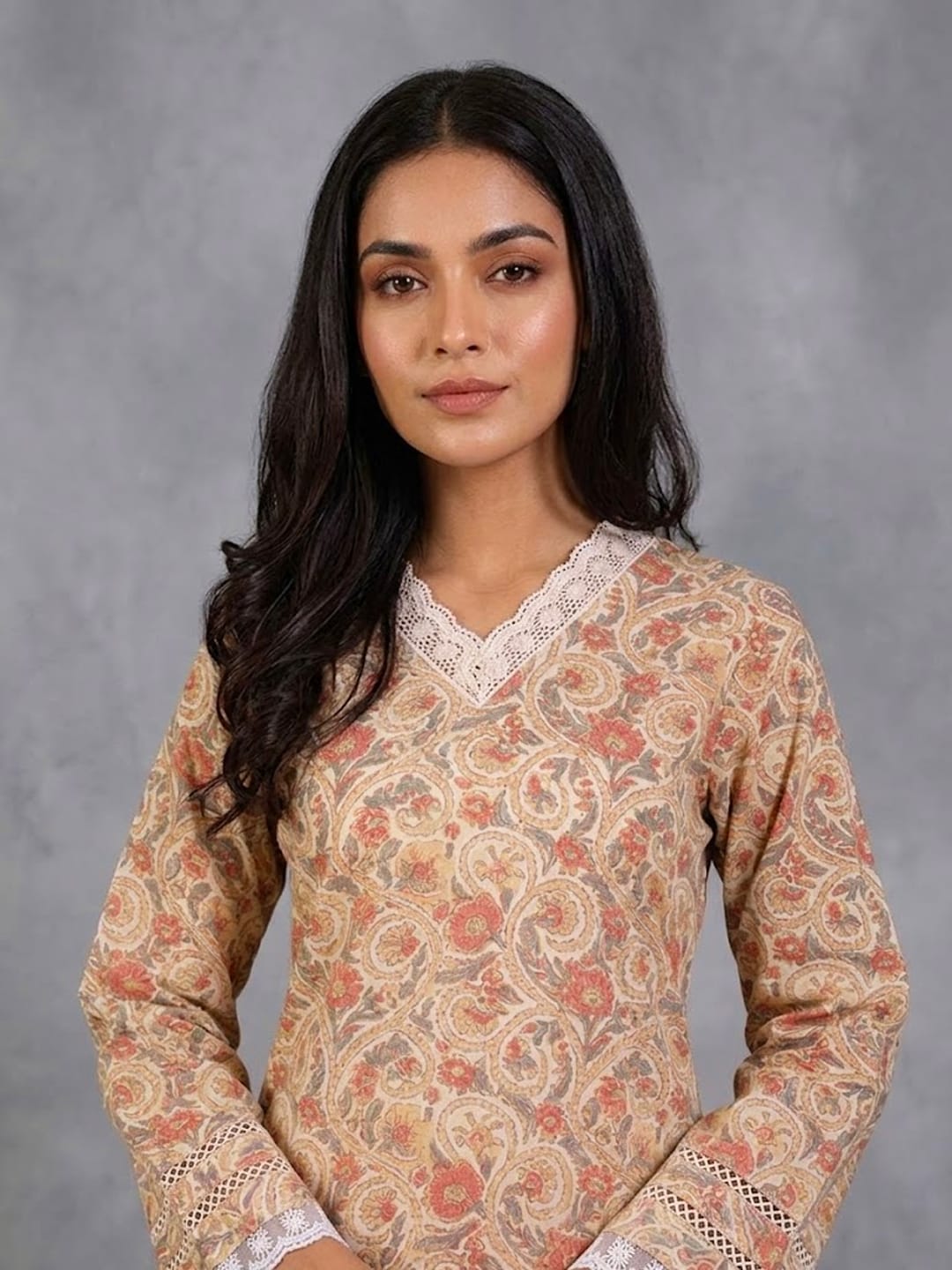 The Kurti Collection Women Off White Floral Prnted Straight Kurta