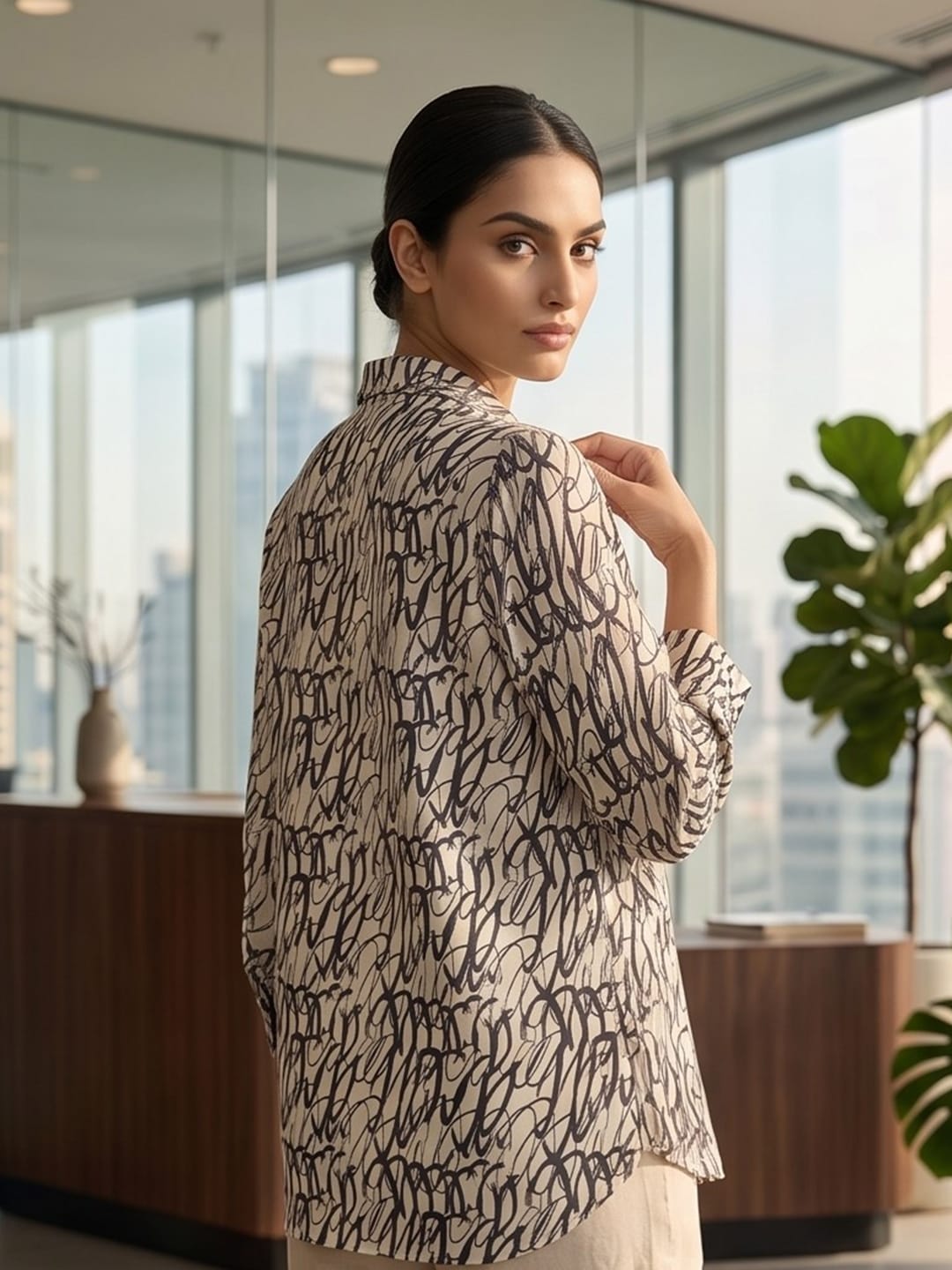 Cream Coloured Slim Collar Long Sleeves Abstract Shirt