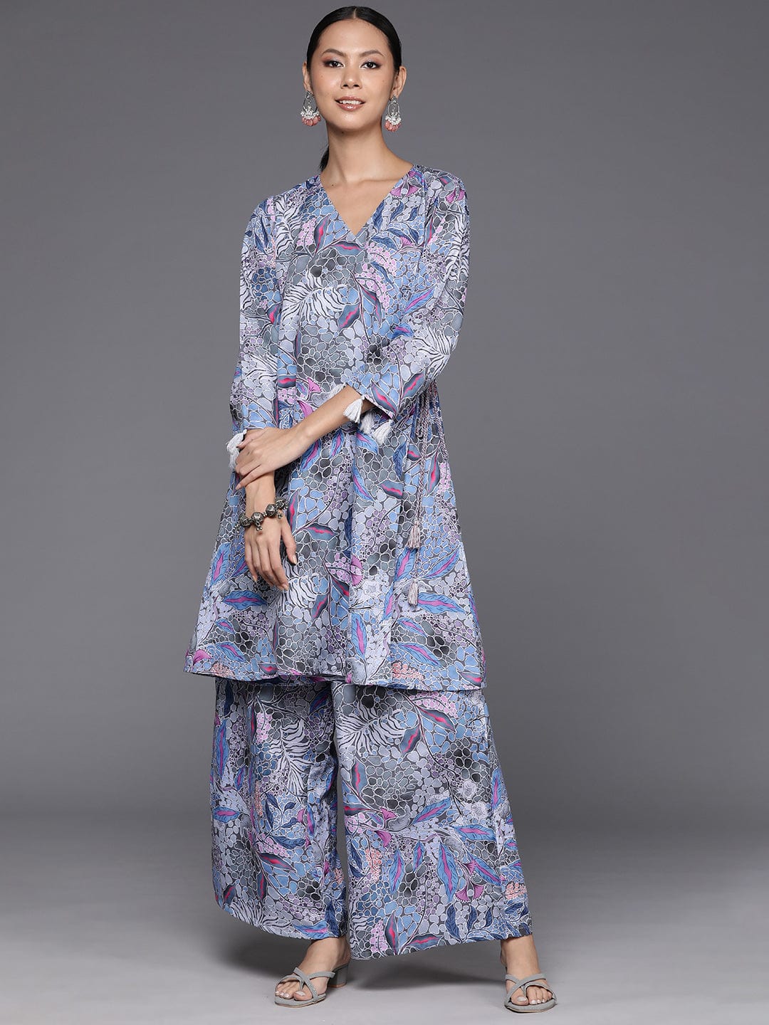 KSUT Women Grey Abstract Printed Angrakha Style Kurta With Bottom