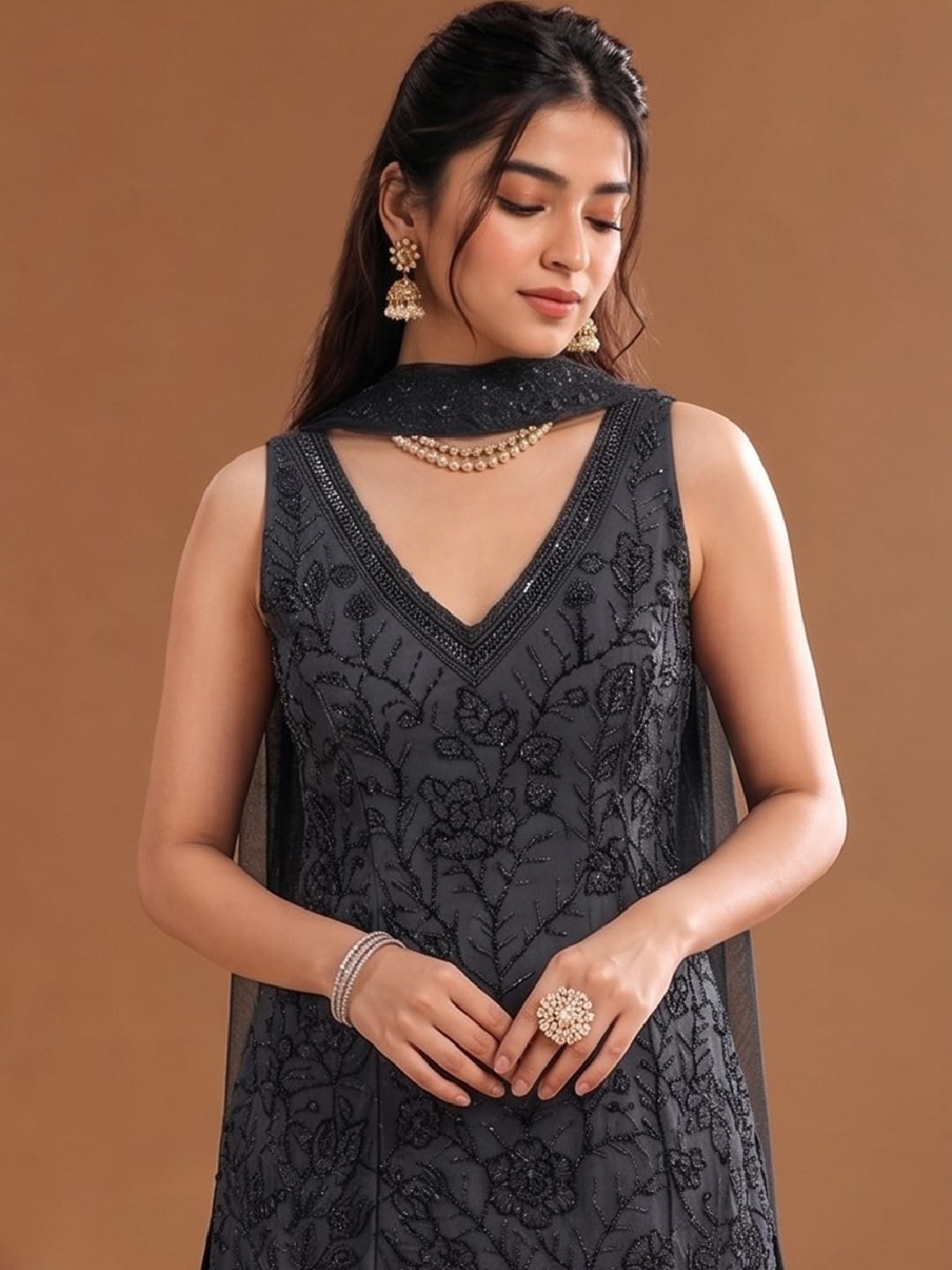 Women's Embroidered Shimmer Short Kurta With Palazzo And Dupatta
