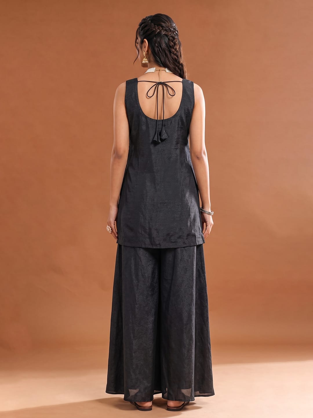 Women's Embroidered Shimmer Short Kurta With Palazzo And Dupatta